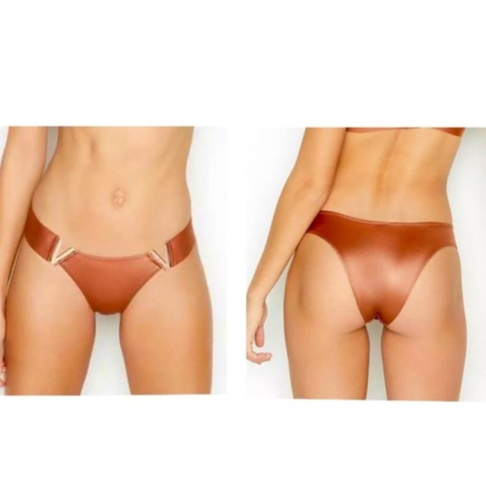 Victoria Secret VS Gold Metal V Panty Small